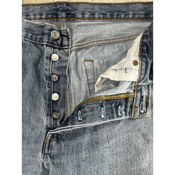 Mens Levi’s 501 Button Fly Jeans Medium Wash 36x32 Straight Fit Denim Pants - Picture 3 of 8